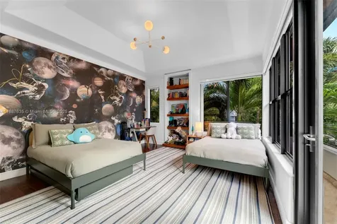 330 Caribbean Road Key Biscayne FL 33149
