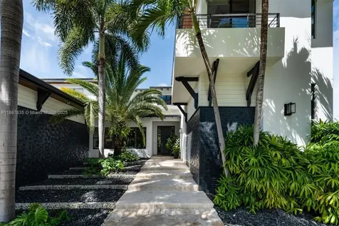330 Caribbean Road Key Biscayne FL 33149