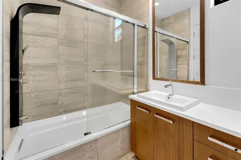 330 Caribbean Road Key Biscayne FL 33149