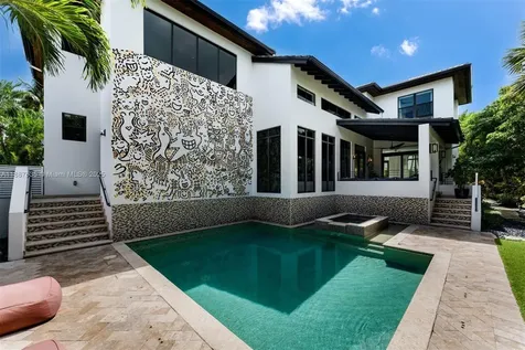 330 Caribbean Road Key Biscayne FL 33149