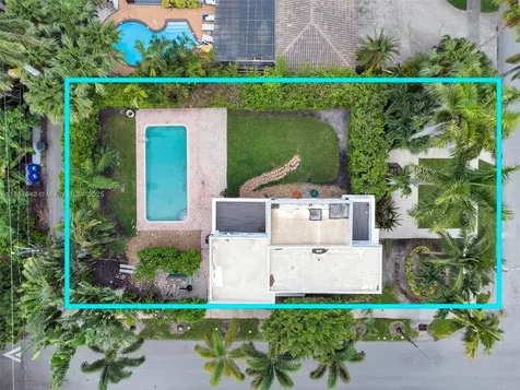 1255 Jackson Street Hollywood FL 33019