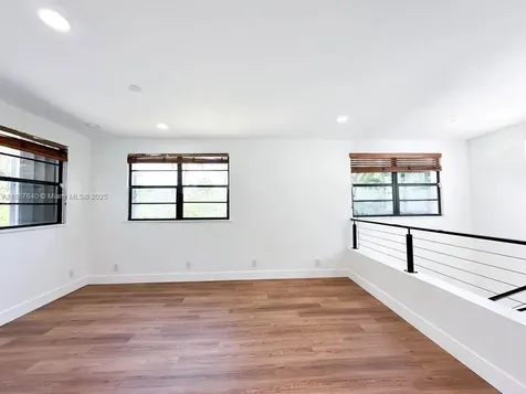 1255 Jackson Street Hollywood FL 33019