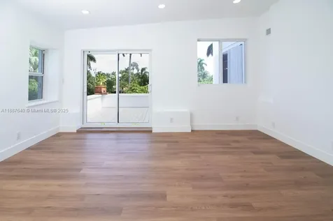 1255 Jackson Street Hollywood FL 33019