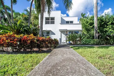 1255 Jackson Street Hollywood FL 33019