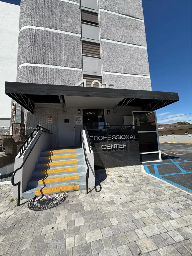 4011 W Flagler Street Miami FL 33134