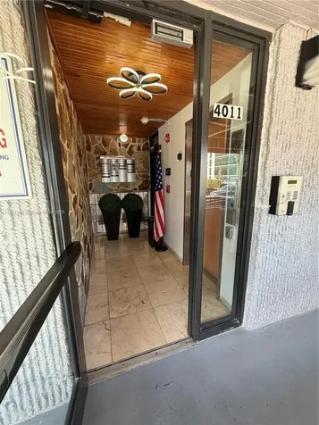 4011 W Flagler Street Miami FL 33134
