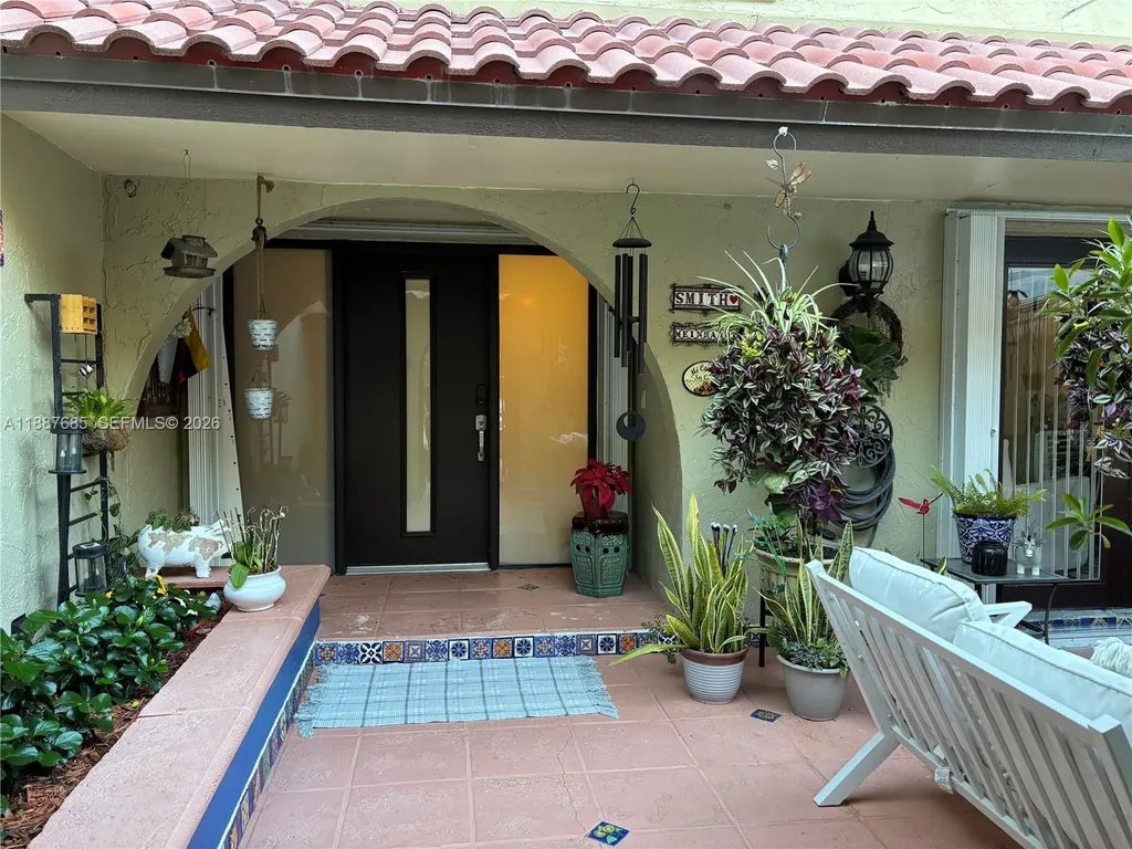 3842 Alcantara Avenue Doral FL 33178