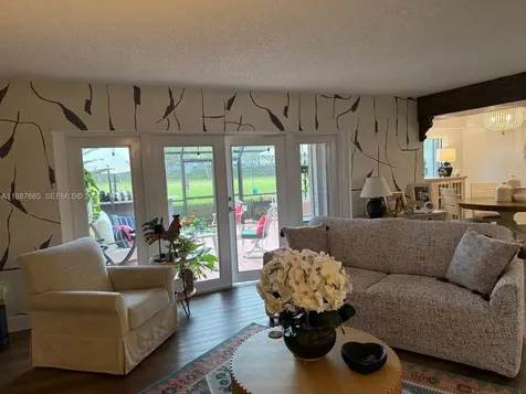 3842 Alcantara Avenue Doral FL 33178