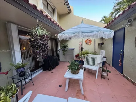 3842 Alcantara Avenue Doral FL 33178