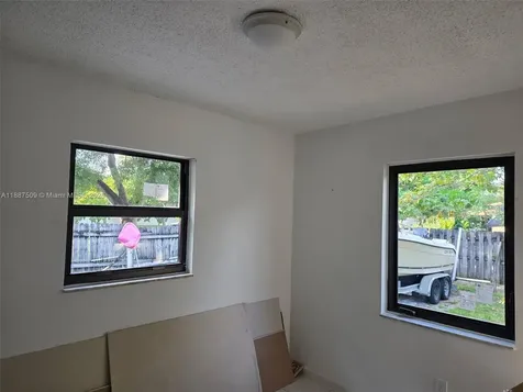 1025 Selkirk Street West Palm Beach FL 33405