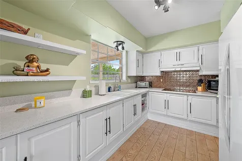 367 W Riverside Drive Tequesta FL 33469