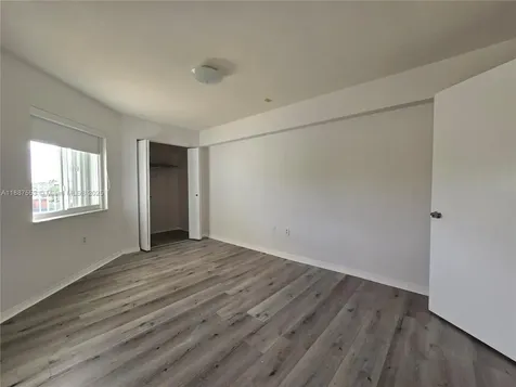 637 SW 3rd Street Miami FL 33130
