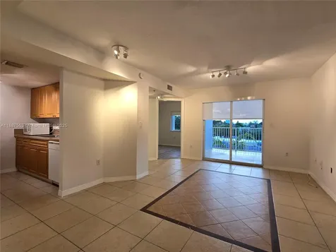 637 SW 3rd Street Miami FL 33130
