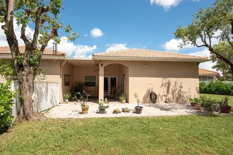 13070 NW 5th Street Pembroke Pines FL 33028