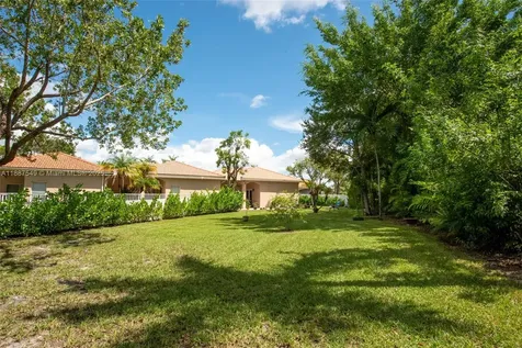 13070 NW 5th Street Pembroke Pines FL 33028