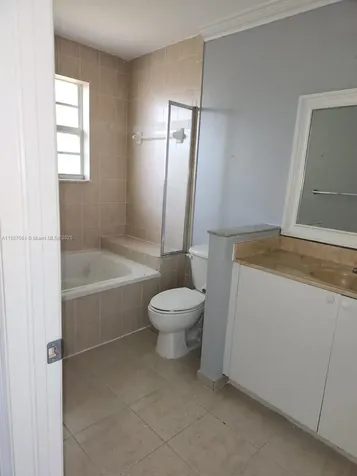 9166 NW 40th Place Sunrise FL 33351