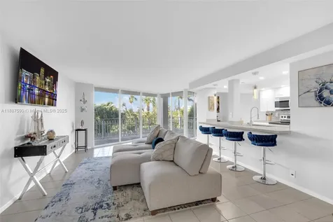 1000 Quayside Terrace Miami FL 33138