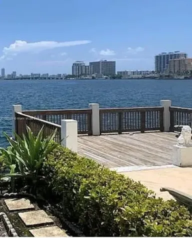 7941 East Drive North Bay Village FL 33141