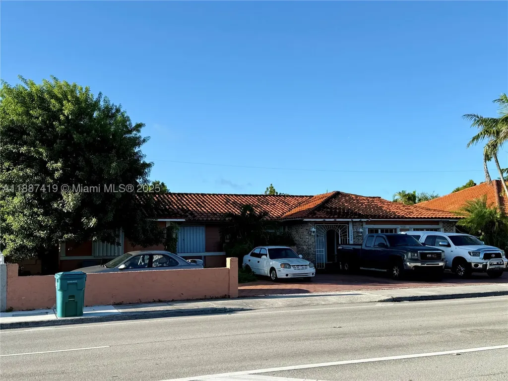 11420 SW 24th Street Miami FL 33165
