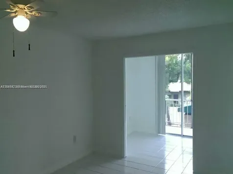 Miami FL 33161