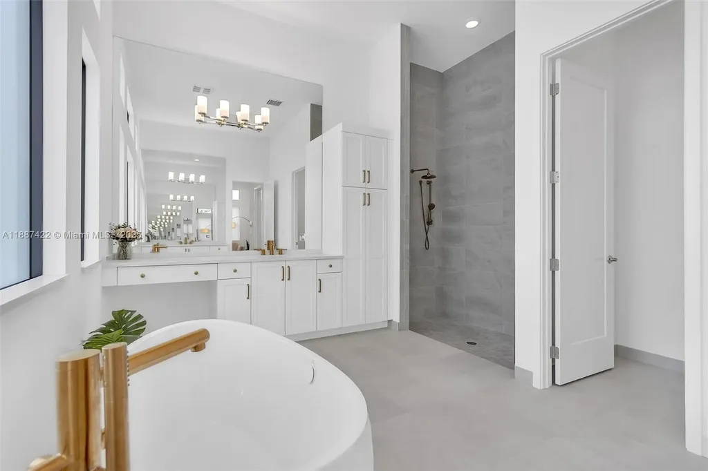 8367 Royal County Down Road Boca Raton FL 33434