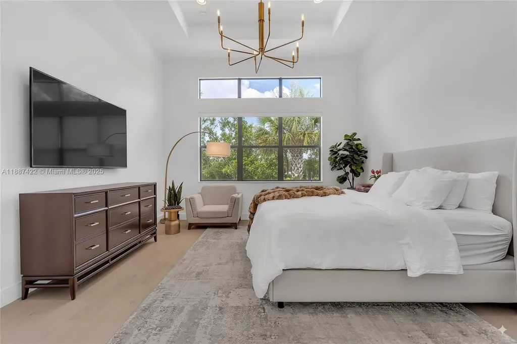 8367 Royal County Down Road Boca Raton FL 33434