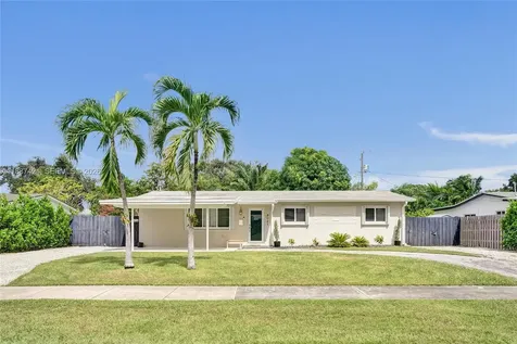 9021 SW 197th Street Cutler Bay FL 33157