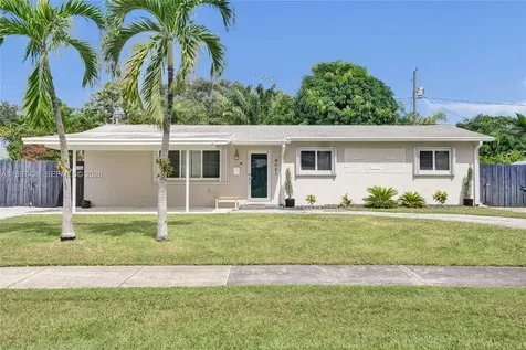 9021 SW 197th Street Cutler Bay FL 33157