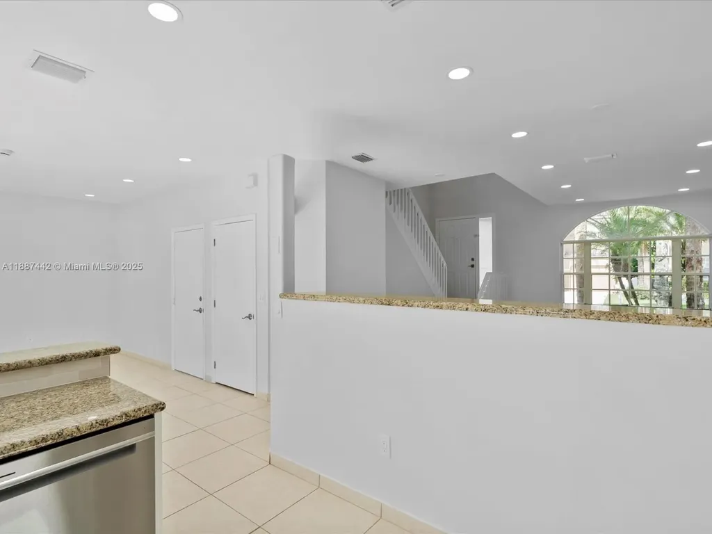 417 NW 87th Lane Coral Springs FL 33071