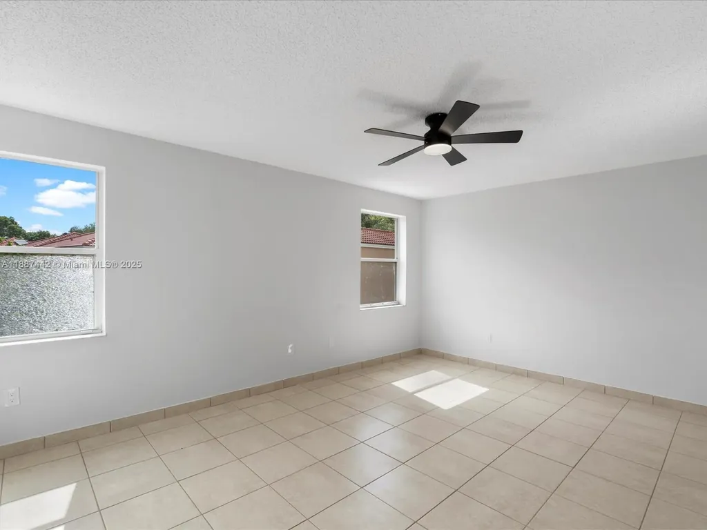 417 NW 87th Lane Coral Springs FL 33071