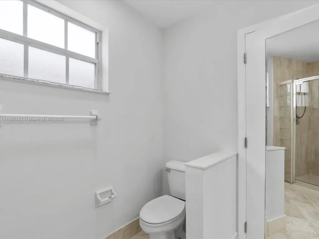 417 NW 87th Lane Coral Springs FL 33071