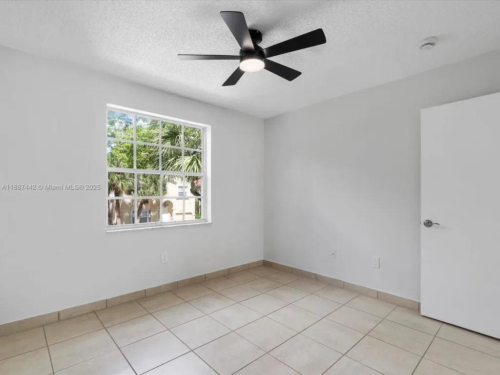 417 NW 87th Lane Coral Springs FL 33071