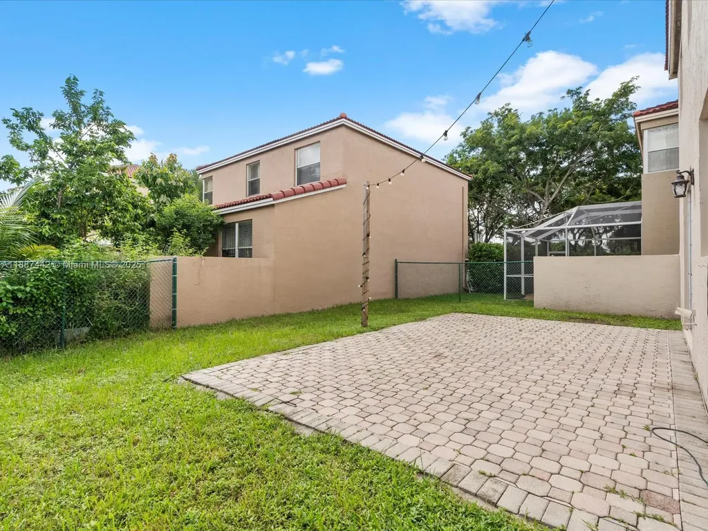 417 NW 87th Lane Coral Springs FL 33071