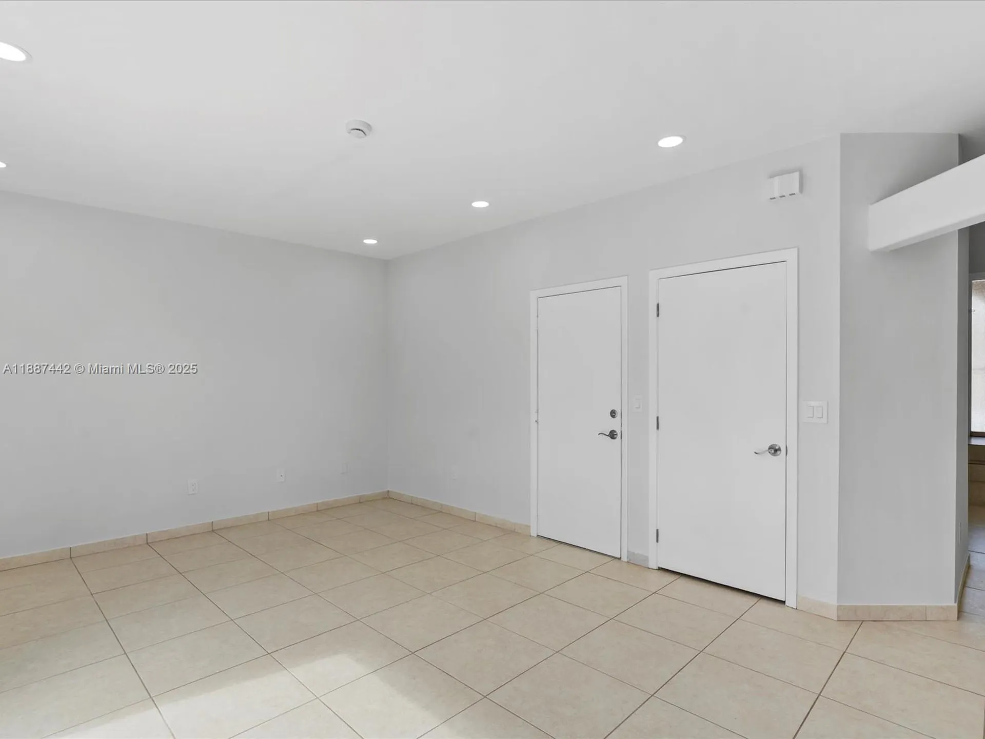 417 NW 87th Lane Coral Springs FL 33071