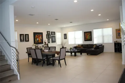 8904 SW 69th Terrace Miami FL 33173