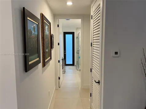 8904 SW 69th Terrace Miami FL 33173