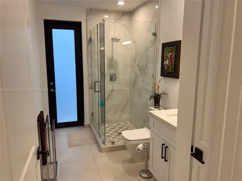 8904 SW 69th Terrace Miami FL 33173
