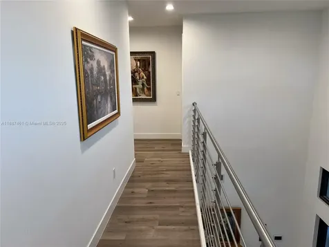 8904 SW 69th Terrace Miami FL 33173