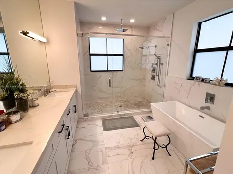 8904 SW 69th Terrace Miami FL 33173
