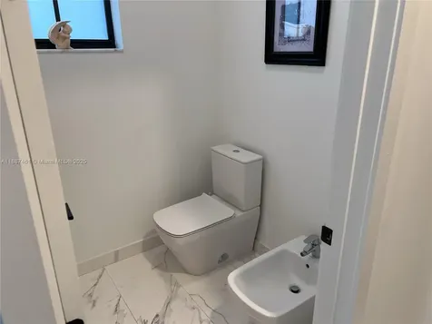 8904 SW 69th Terrace Miami FL 33173