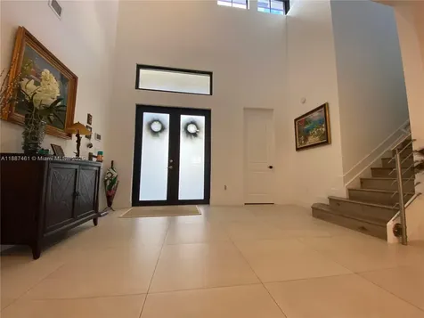 8904 SW 69th Terrace Miami FL 33173