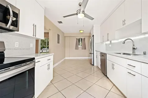 573 Palmetto Drive Miami Springs FL 33166