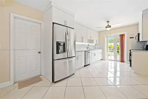 573 Palmetto Drive Miami Springs FL 33166