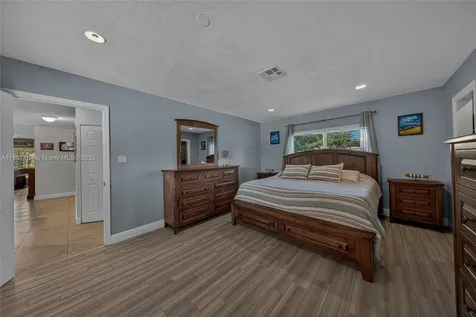 10751 SW 26th Court Davie FL 33328
