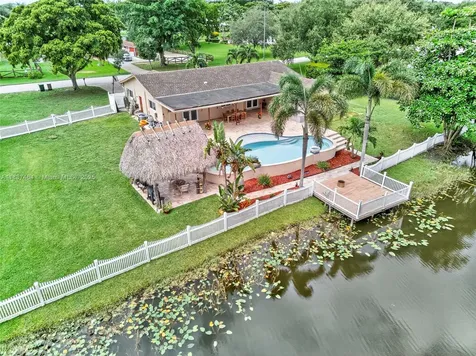 10751 SW 26th Court Davie FL 33328