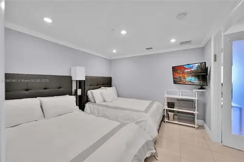 1850 S Ocean Drive Hallandale Beach FL 33009