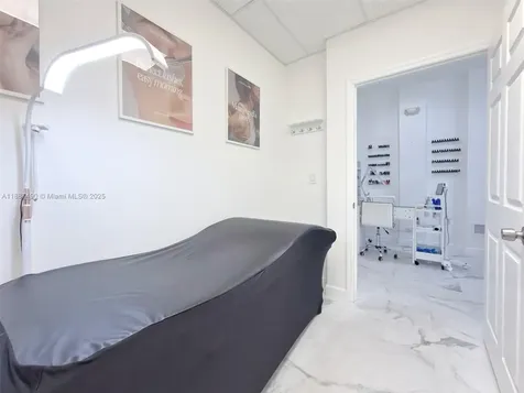 218 Commercial Boulevard # 108 Lauderdale By The Sea FL 33308