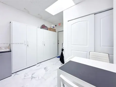218 Commercial Boulevard # 108 Lauderdale By The Sea FL 33308