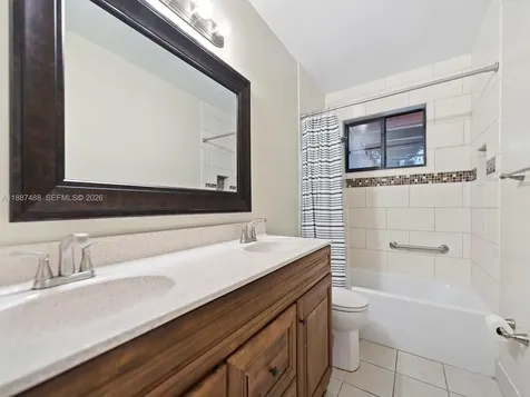 18710 Belmont Drive Cutler Bay FL 33157