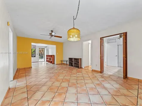 18710 Belmont Drive Cutler Bay FL 33157